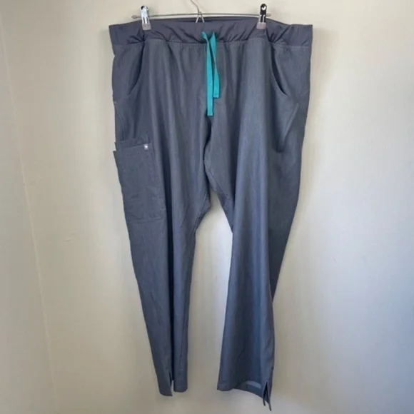 Figs Kade Cargo Scrub‎ Pants - Picture 3 of 8